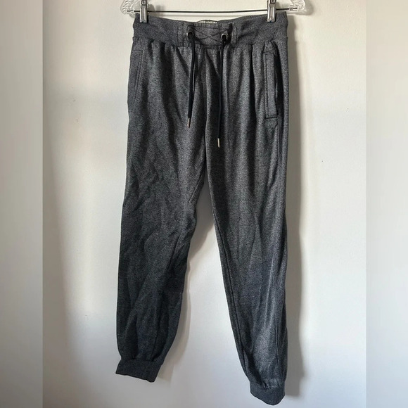 Uplift Lifestyle  Fitness Apparel Grey Sweatpants - Picture 1 of 3